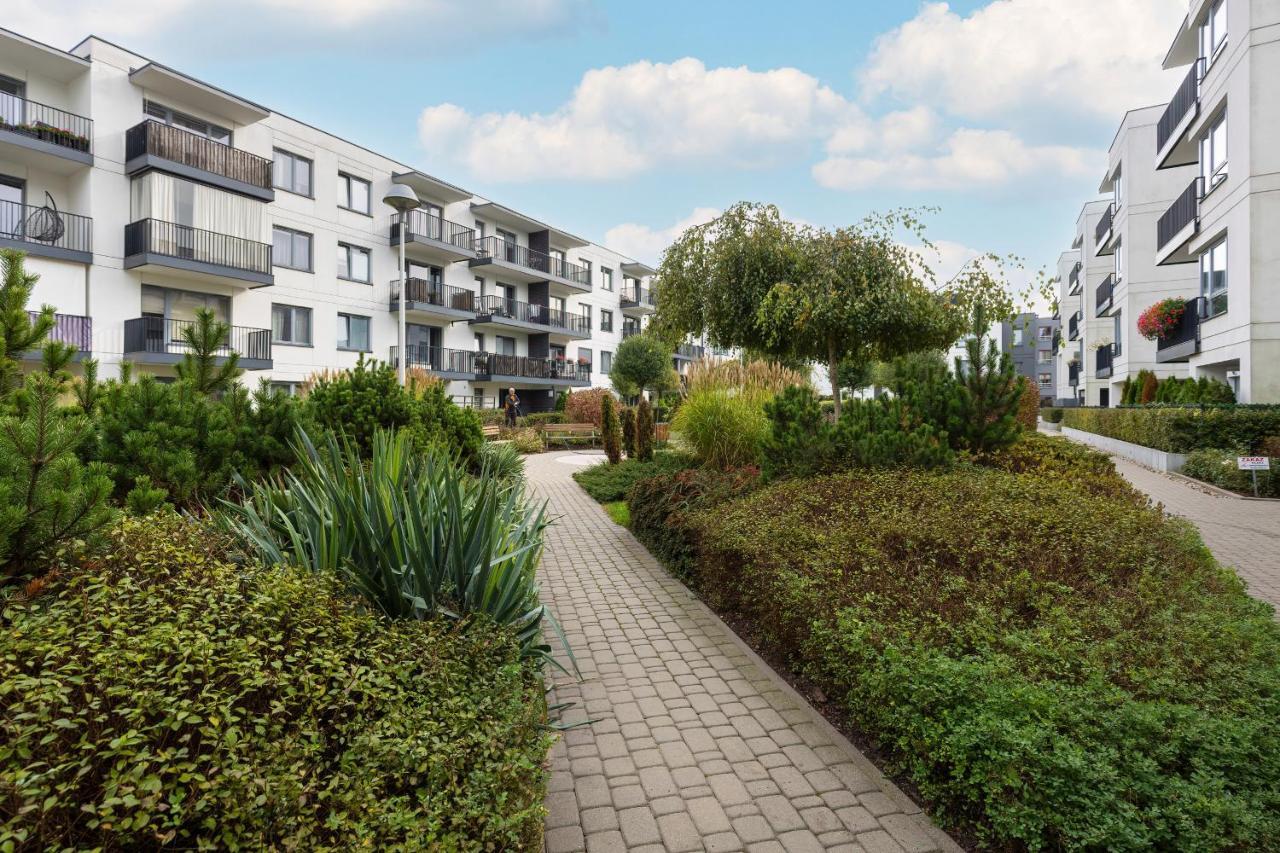 Cozy Apartment Gieysztora Wilanow By Noclegi Renters Warschau Exterior foto